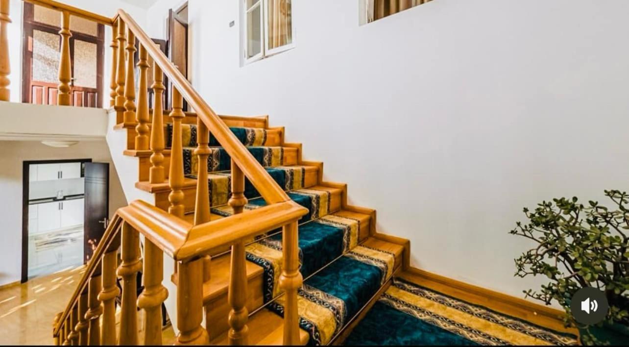 Hotel Liza Batumi Zewnętrze zdjęcie